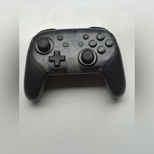 Nintendo Switch Pro Controller (HAC-013) Black Fast Shipping
